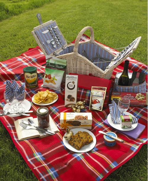 The Perfect Picnic Basket Gift Hamper <br/>(Birthday Gift)